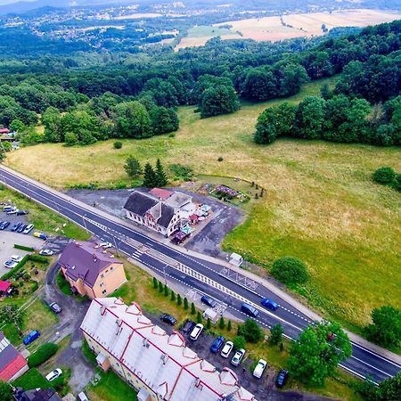 Motorest U Kone Kamenicky Senov Екстериор снимка